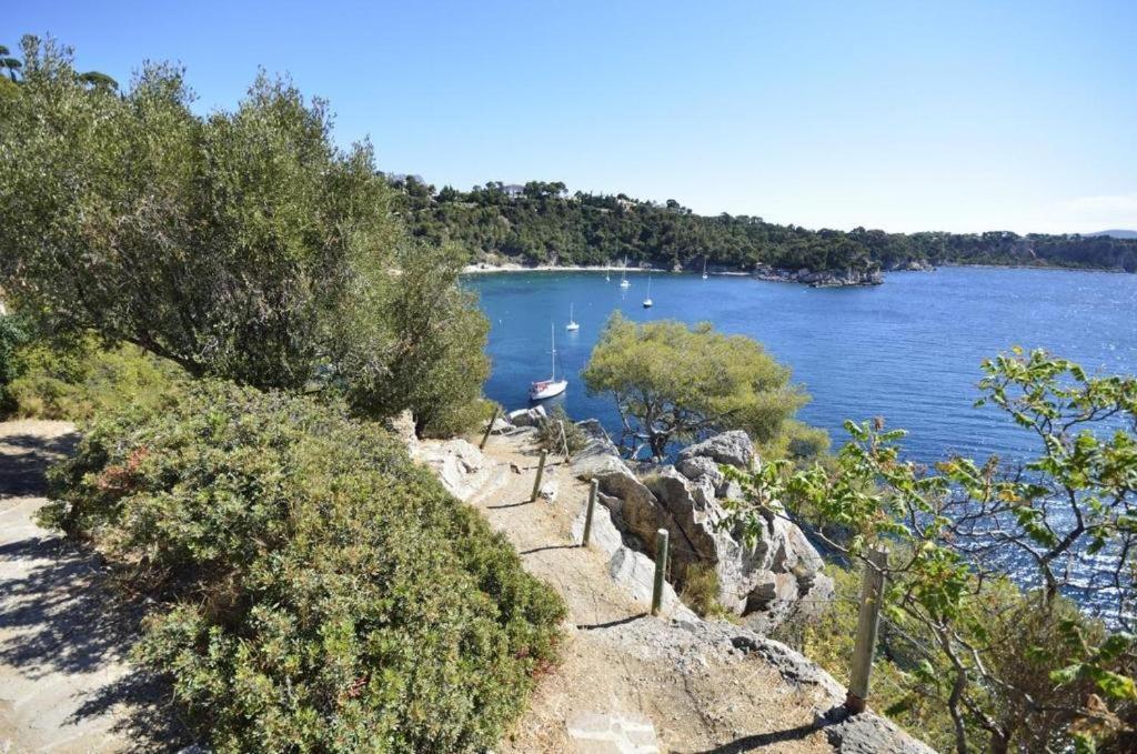 Studio Equipe-Climatise Avec Balcon Au Mourillon A 20M De La Plage Toulon Bagian luar foto